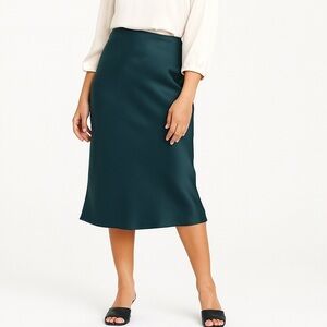Universal Standard Diane Satin Bias Skirt Deep Sea US 6-8 Midi